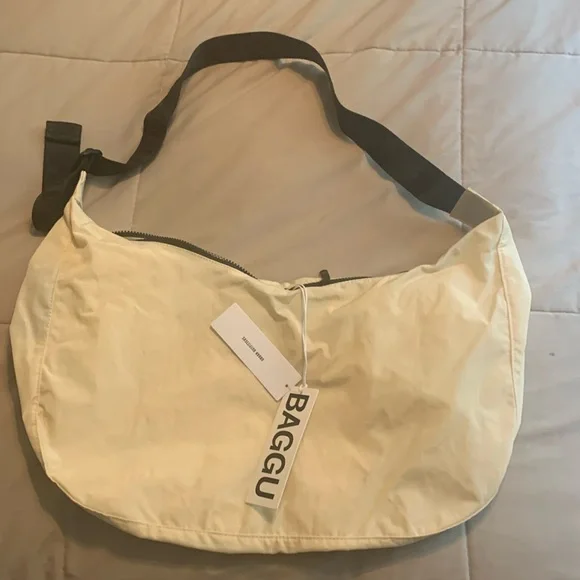 Baggu Large Nylon Crescent Bag in Ivory - Picture 2 of 5
